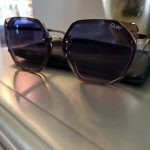 Pink Tint Quay Sunglasses